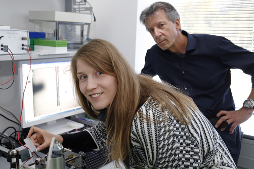 Tina Waurischk and Dr Ralf Müller from the Glass division Tina Waurischk and Dr Ralf Müller from the Glass division
