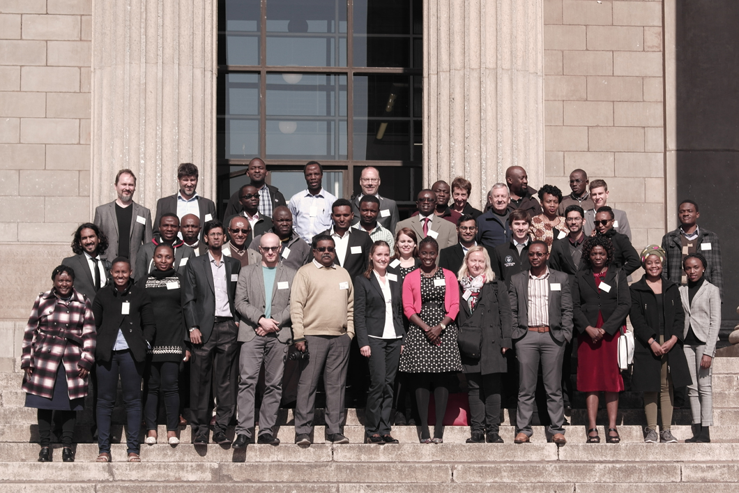 Bild vom 3. KEYS-Symposium in Johannesburg: Gruppenfoto Bild vom 3. KEYS-Symposium in Johannesburg: Gruppenfoto