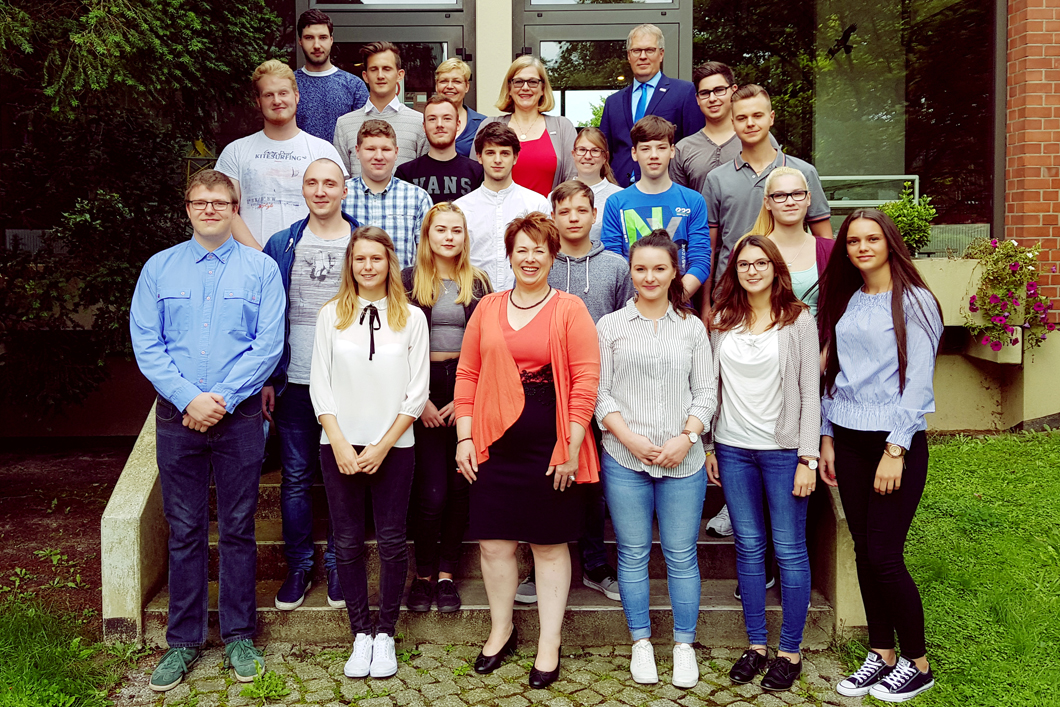 Die BAM begrüßte 19 neue Azubis am 1. September zu ihrem ersten Arbeitstag Die BAM begrüßte 19 neue Azubis am 1. September zu ihrem ersten Arbeitstag