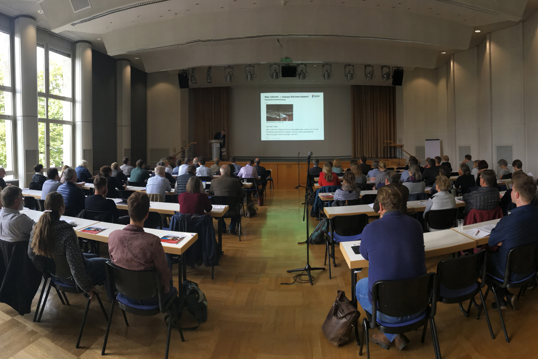 Im Rahmen des N.i.Ke. Workshops wurde das vor fünf Jahren eingeführte Verfahren auf den Prüfstand gestellt Im Rahmen des N.i.Ke. Workshops wurde das vor fünf Jahren eingeführte Verfahren auf den Prüfstand gestellt