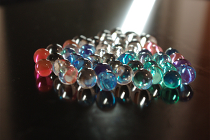 Symbolbild für unterschiedliche, farbige Nanosensoren Symbolbild für unterschiedliche, farbige Nanosensoren