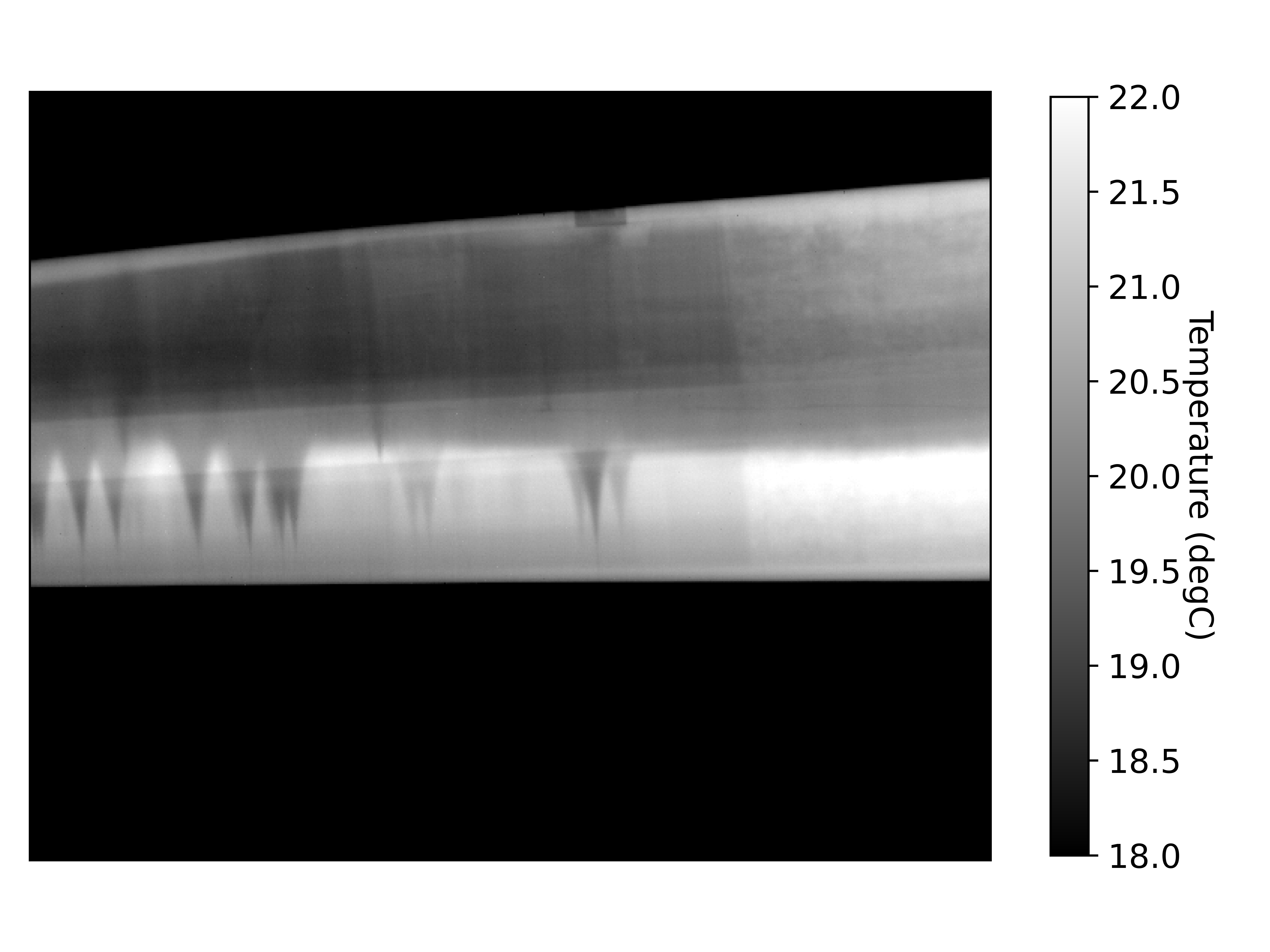 Schwarz-weißes Thermogramm eines Rotorblattes einer Windenergieanlage. Schwarz-weißes Thermogramm eines Rotorblattes einer Windenergieanlage.