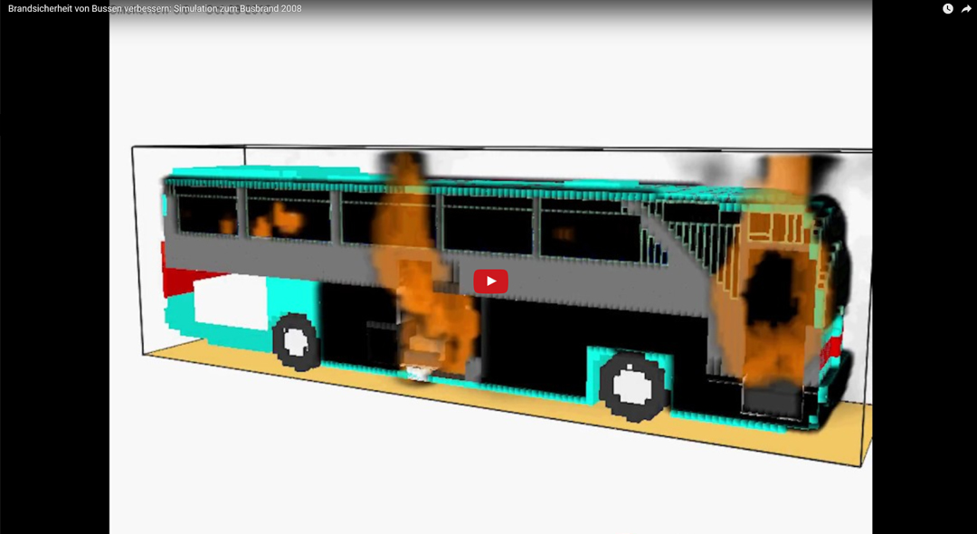 Screenhsot des YouTube Videos "Brandsicherheit von Bussen verbessern: Simulation zum Busbrand 2008"