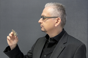 Oliver Hahn Oliver Hahn