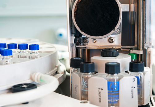 Gas chromatograph for the quantitative analysis of liquid samples