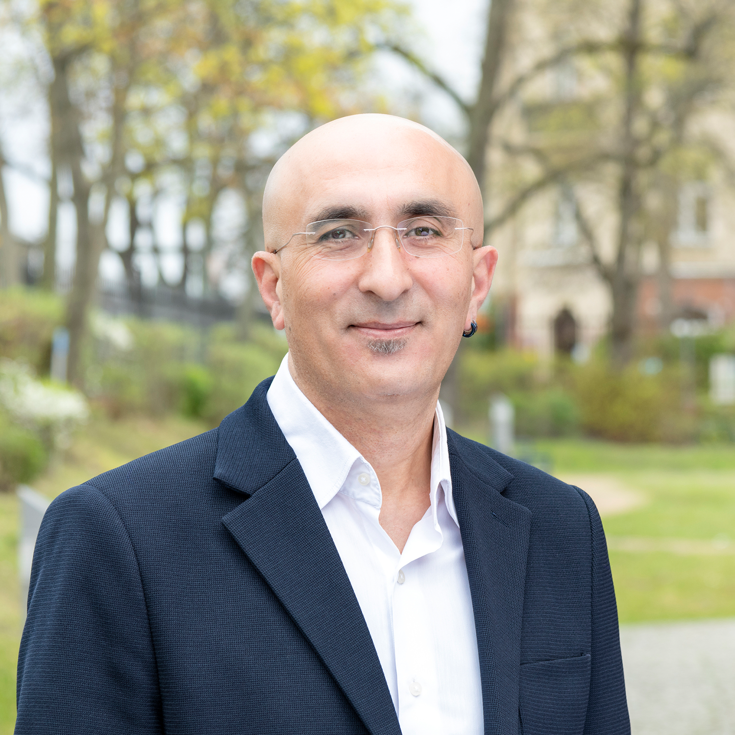 Veli Bingöl Veli Bingöl, Leiter Referat Beschaffung, Materialwirtschaft der Bundesanstalt für Materialforschung und -prüfung (BAM)