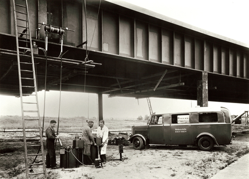 X-ray inspection of a steel bridge