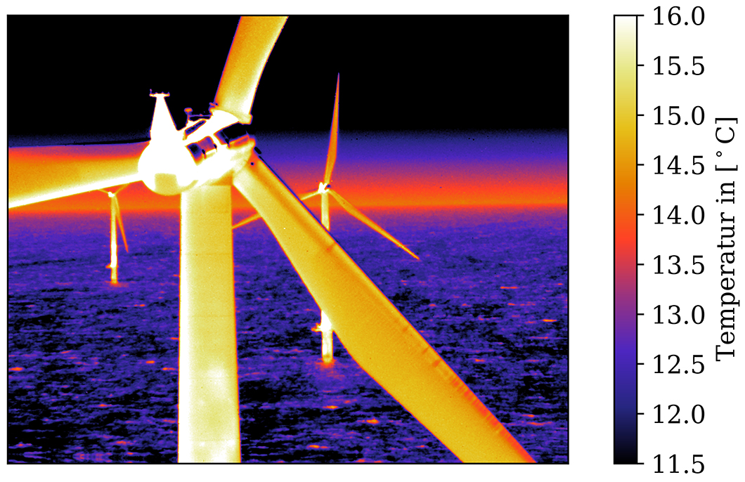 Thermografieaufnahme einer Windkraftanlage Thermografieaufnahme einer Windkraftanlage